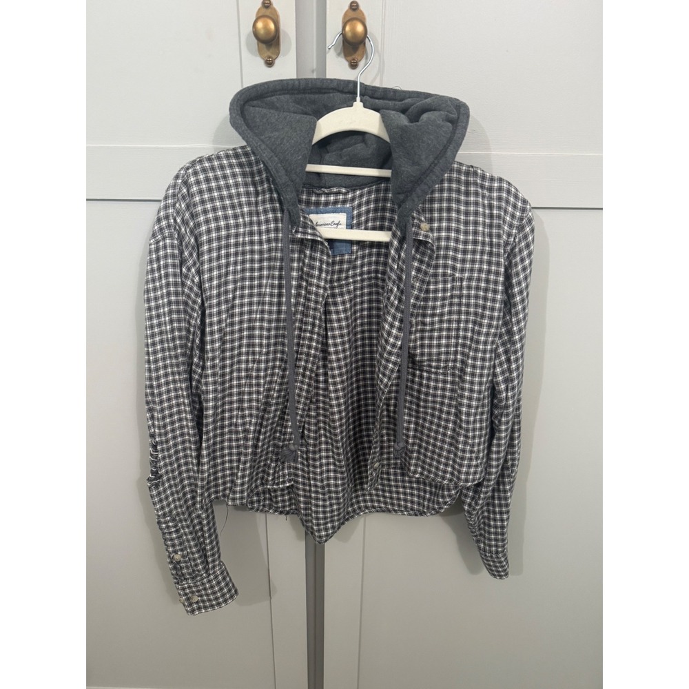 American Eagle Cropped Plaid Flannel Hoodie Shirt Black White Distressed Small